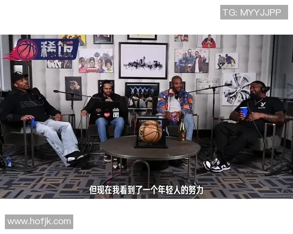 约翰逊狂砍超级四双当选NBA今日最佳球员，布克60分黯然失色